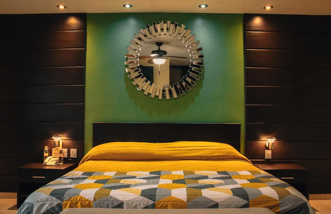 Luxury Hotel Inn-1