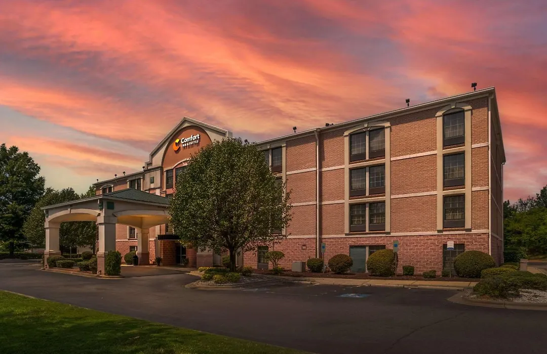 Comfort Inn & Suites Lake Norman-1