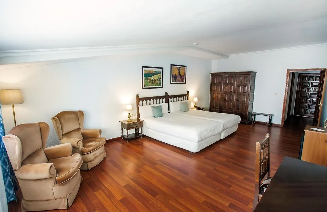 Hotel Conde Rodrigo 2-1