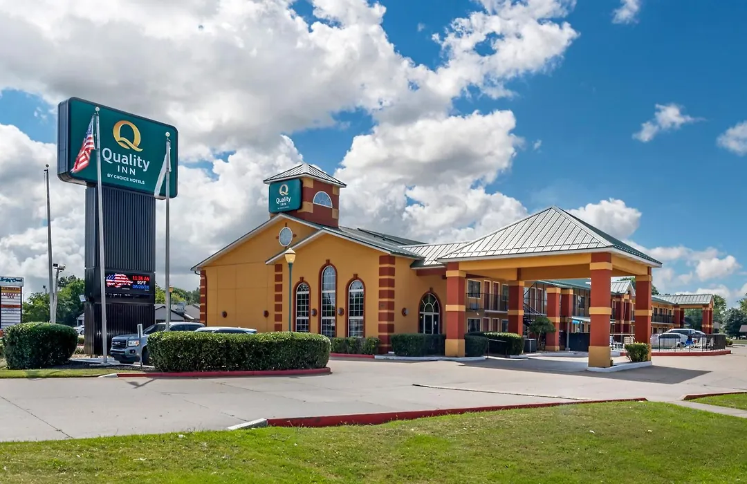 Quality Inn Siloam Springs West-1