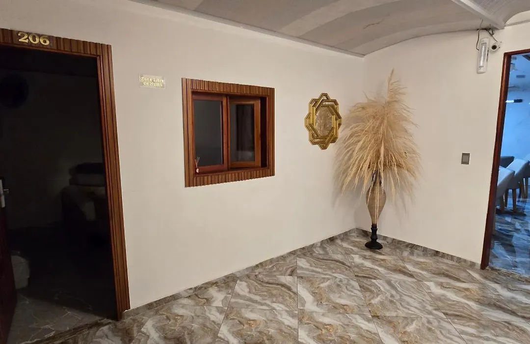 Hotel El Valencia-1