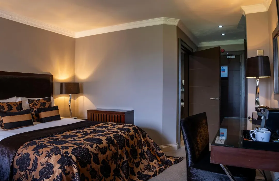 Derwent Manor Boutique Hotel-1