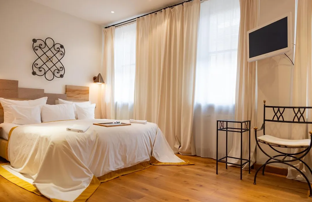 Hotel Drei Raben-1