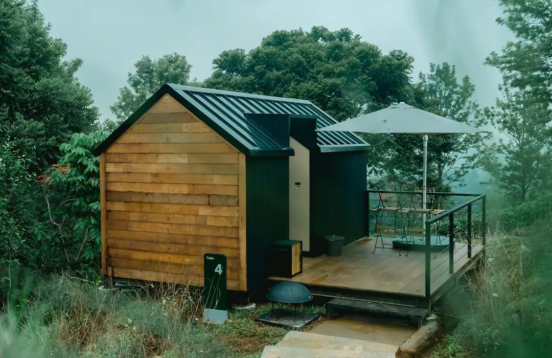 Bobocabin Gunung Mas, Puncak-1