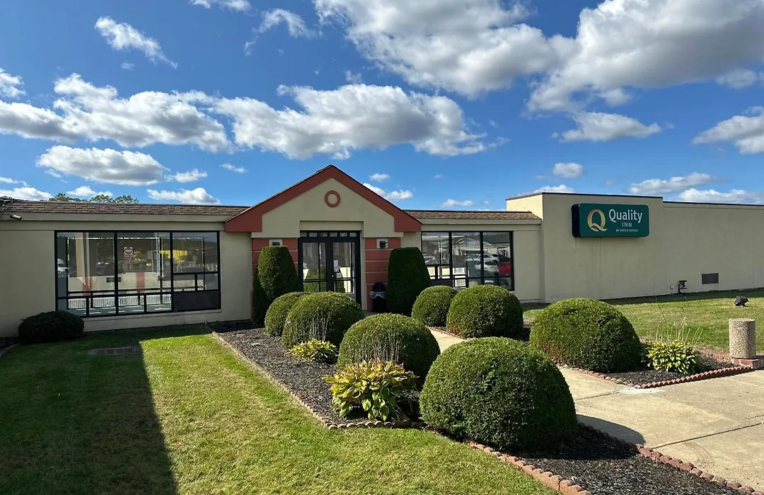 Quality Inn Seekonk-Providence-1