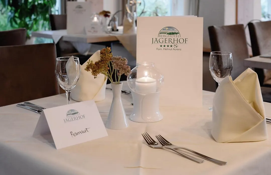 Berghotel Jägerhof ****S-1