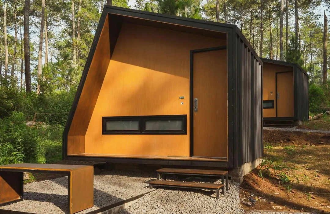 Bobocabin Cikole, Bandung-1