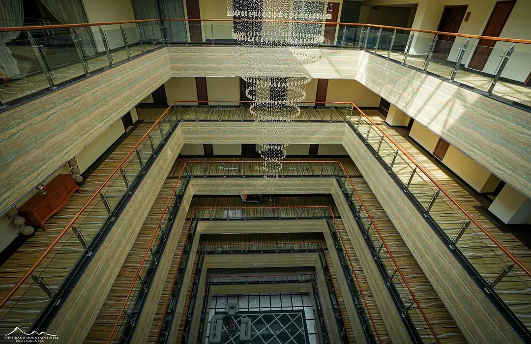 The Grand Mountain Hotel-1