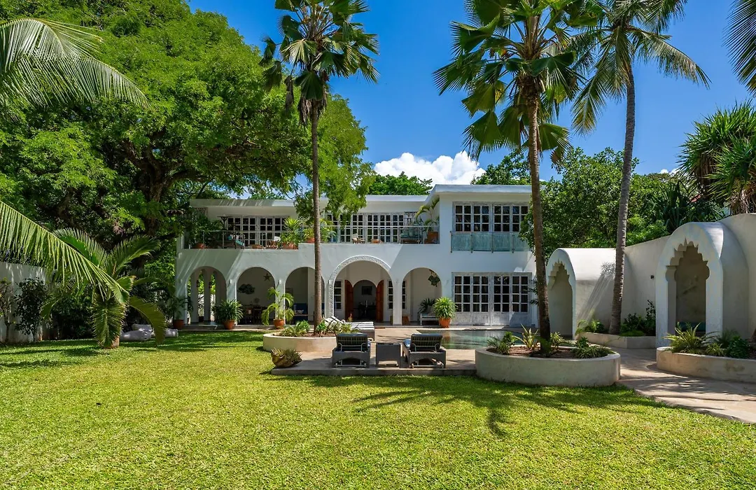 Nomad Beach Resort-1