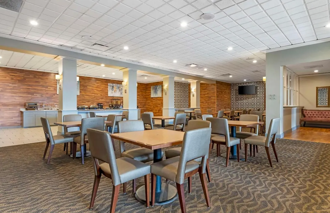 Comfort Inn-1