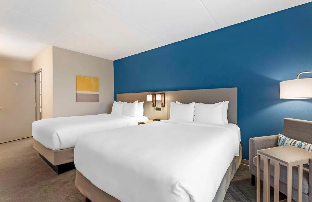 Comfort Inn & Suites Cuyahoga Falls - Akron-1