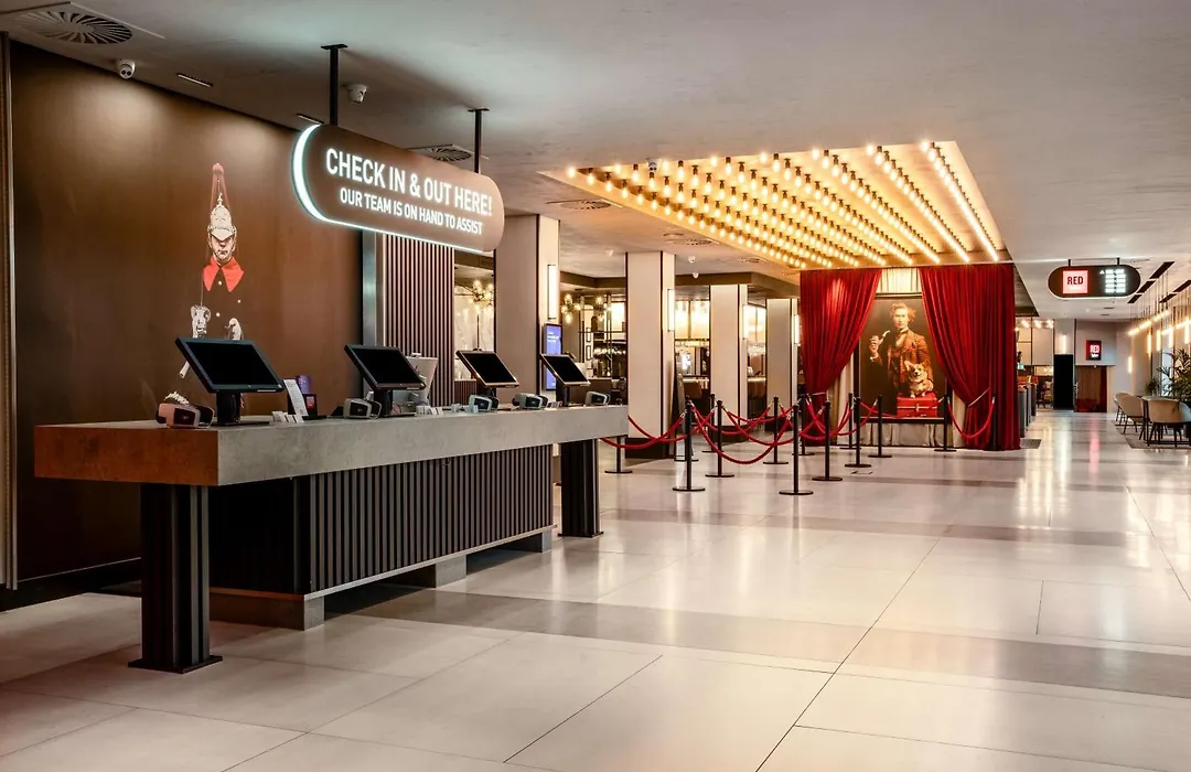 Radisson Red London Heathrow-1