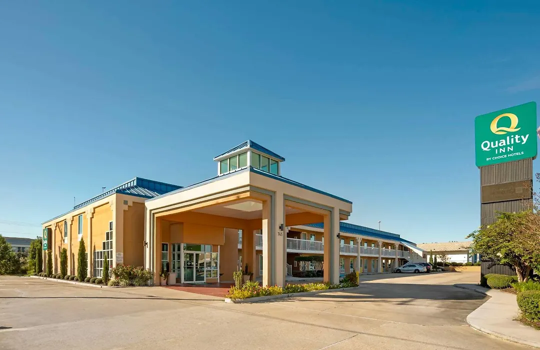 Quality Inn Brookhaven-1
