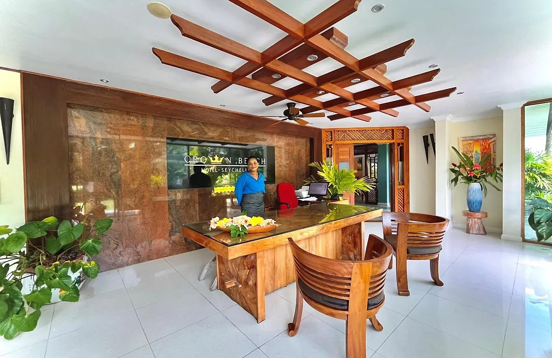 Crown Beach Hotel Seychelles-1