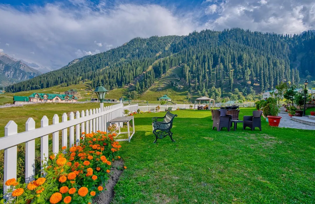 Golden Meadows Hotels & Resorts-1