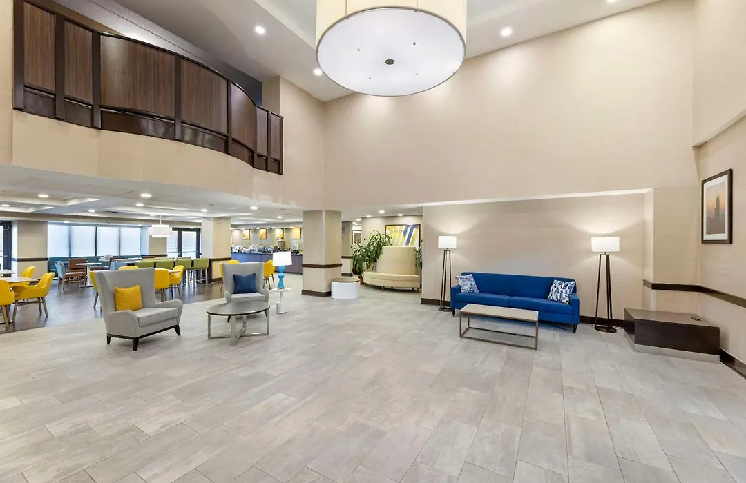 Comfort Inn & Suites Arlington Heights - Schaumburg-1