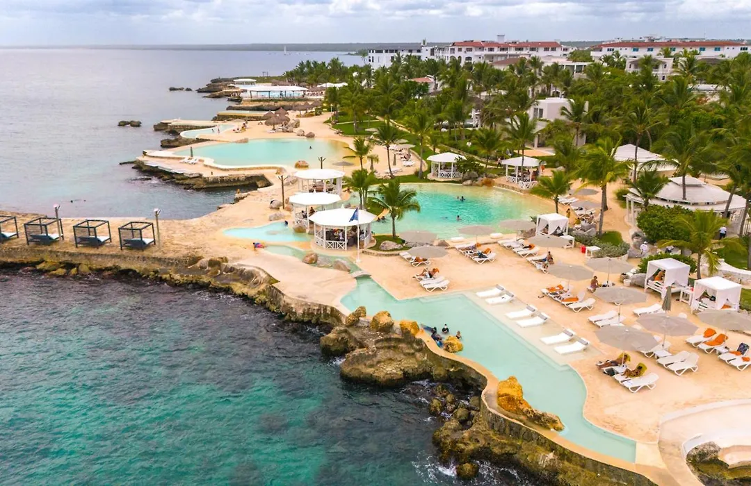 Tracadero Beach Club & Holidays Rentals-1