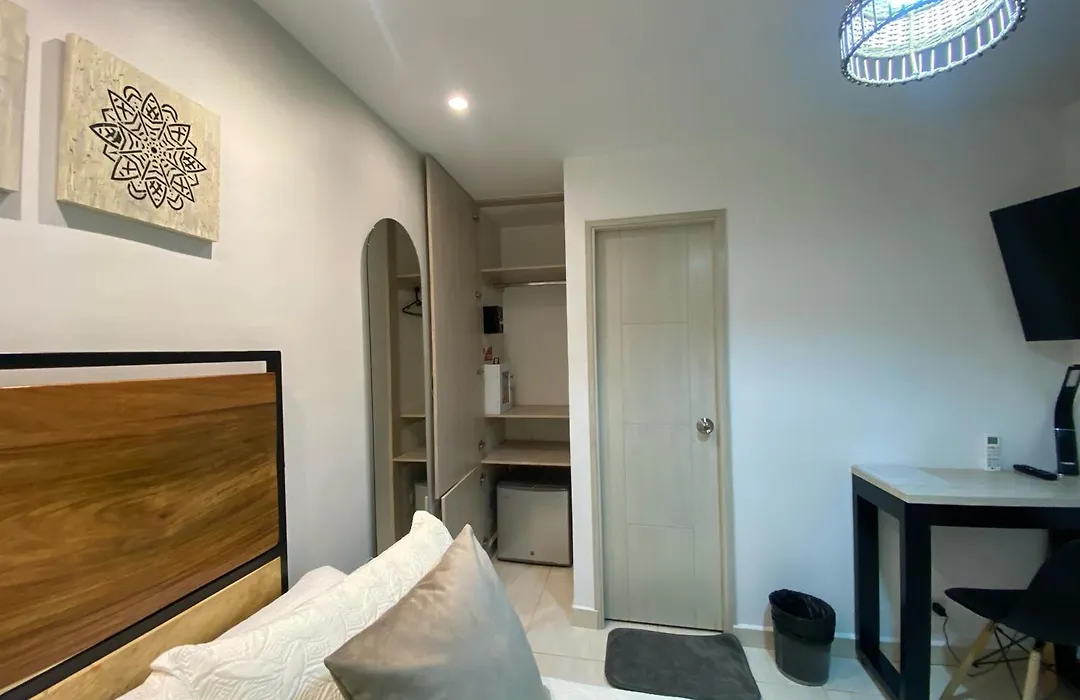 Maidy Luxury Hotel-1