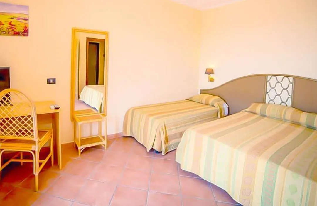 Villaggio Porto Rhoca-1