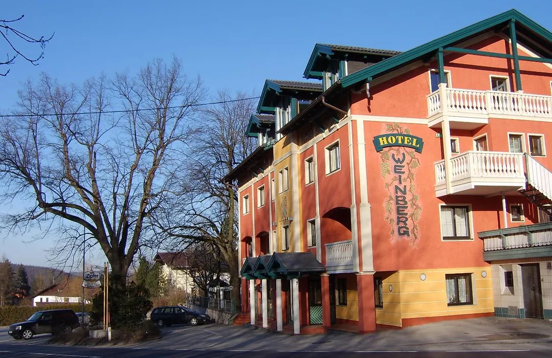 Hotel Weinberg GmbH-1