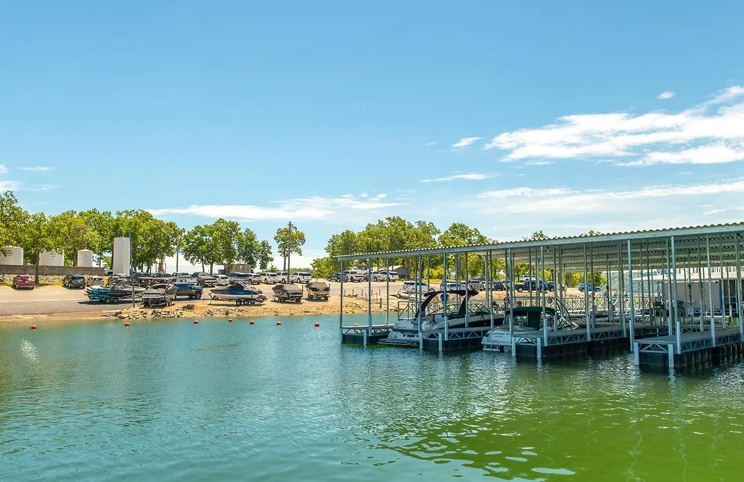 Port Of Kimberling Resort & Campground-1
