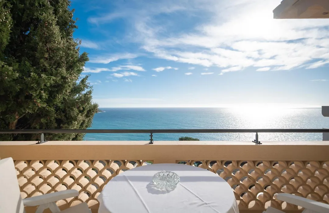 Hotel Le Roquebrune-1