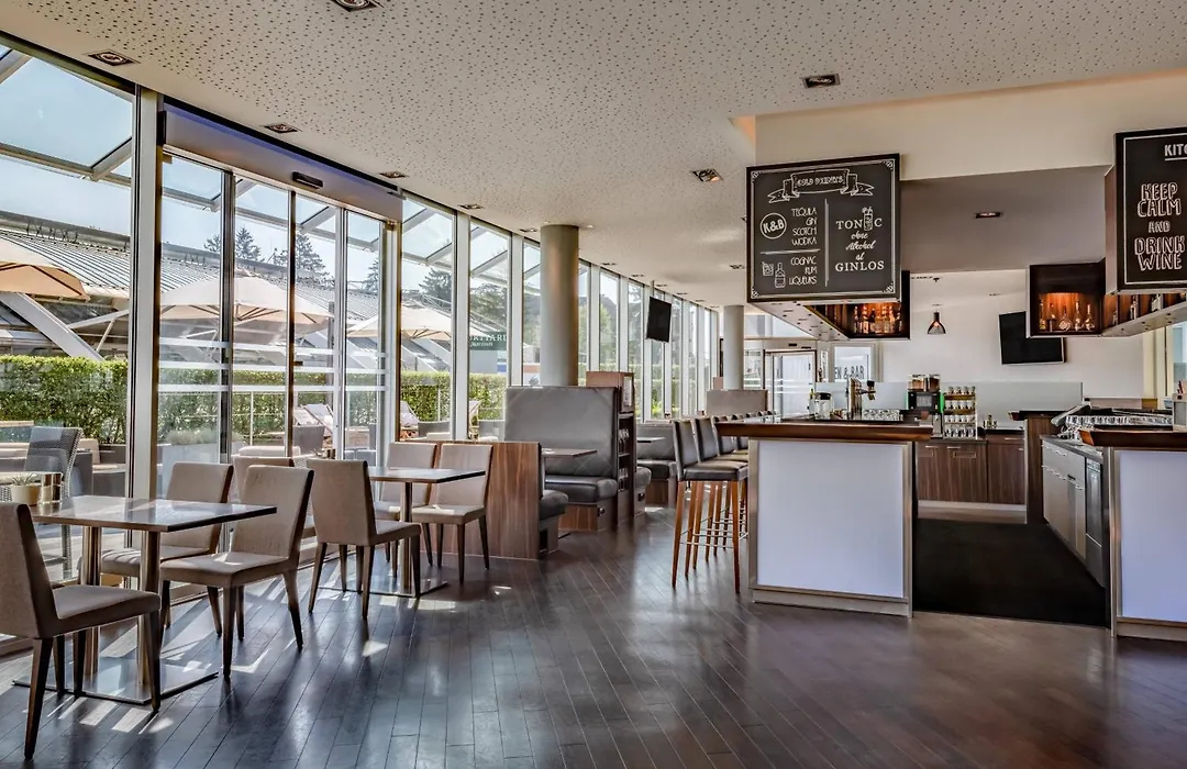 Courtyard By Marriott Linz-1