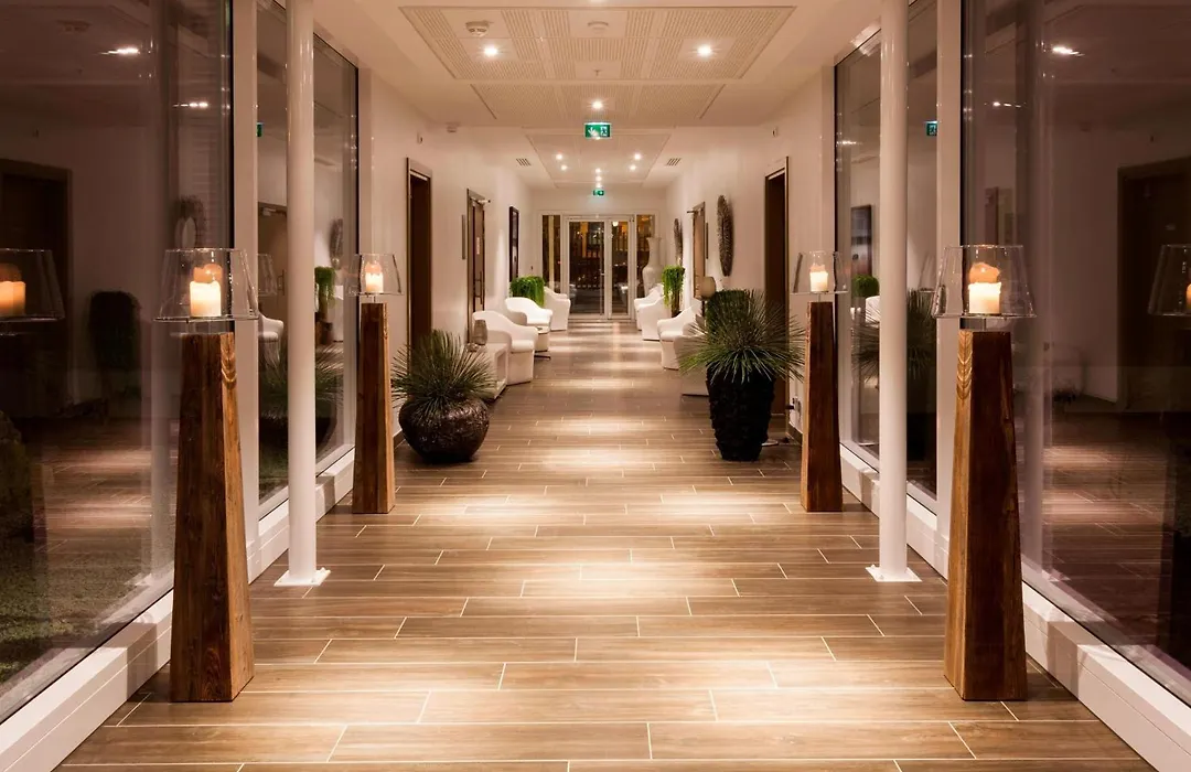 Ac Hotel By Marriott Paris Le Bourget Airport-1