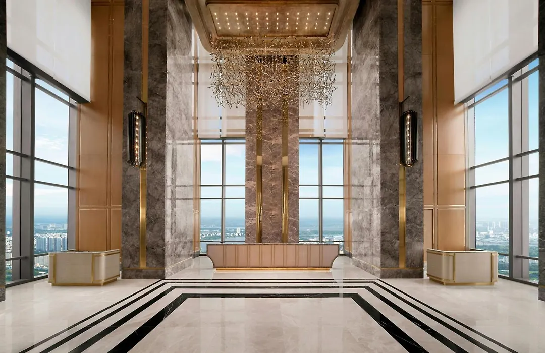 Vinpearl Landmark 81, Autograph Collection-1