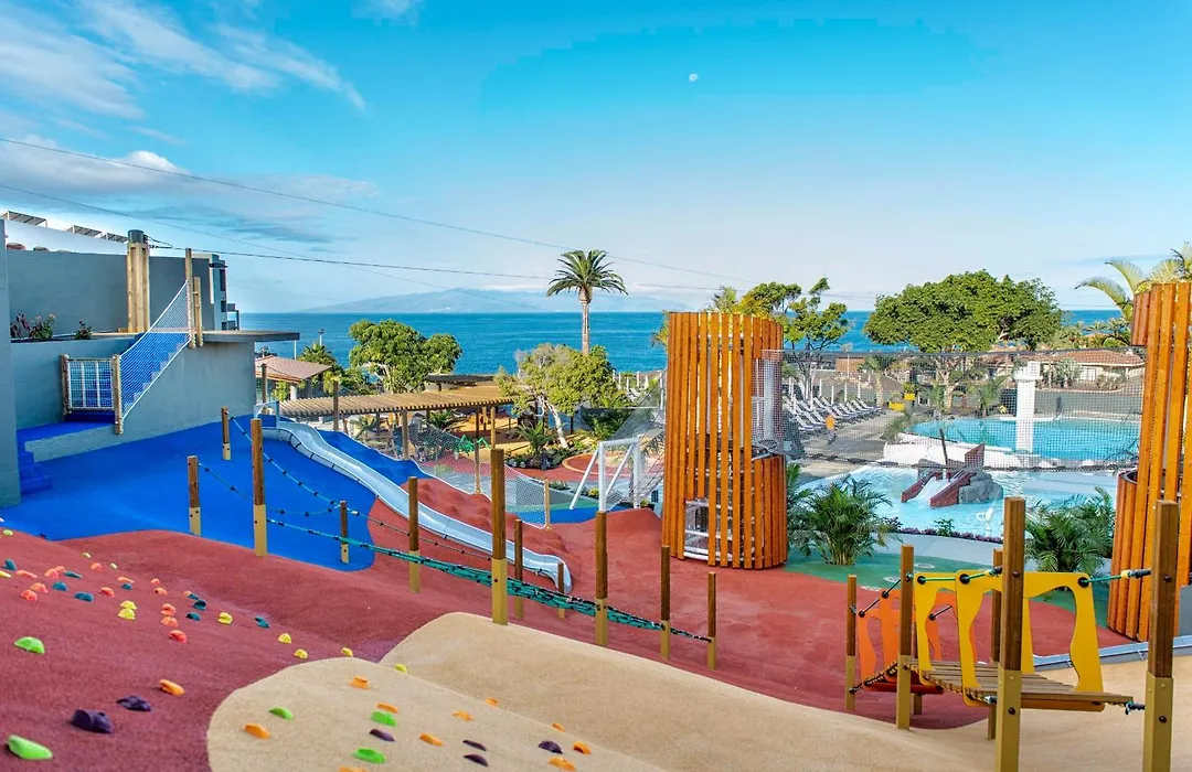 Adrián Hoteles Roca Nivaria-1
