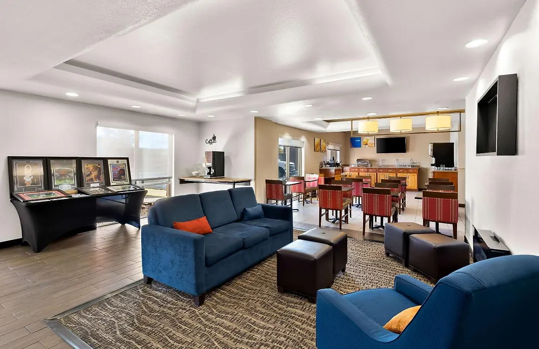 Comfort Inn & Suites Near Kino Sports Complex-1