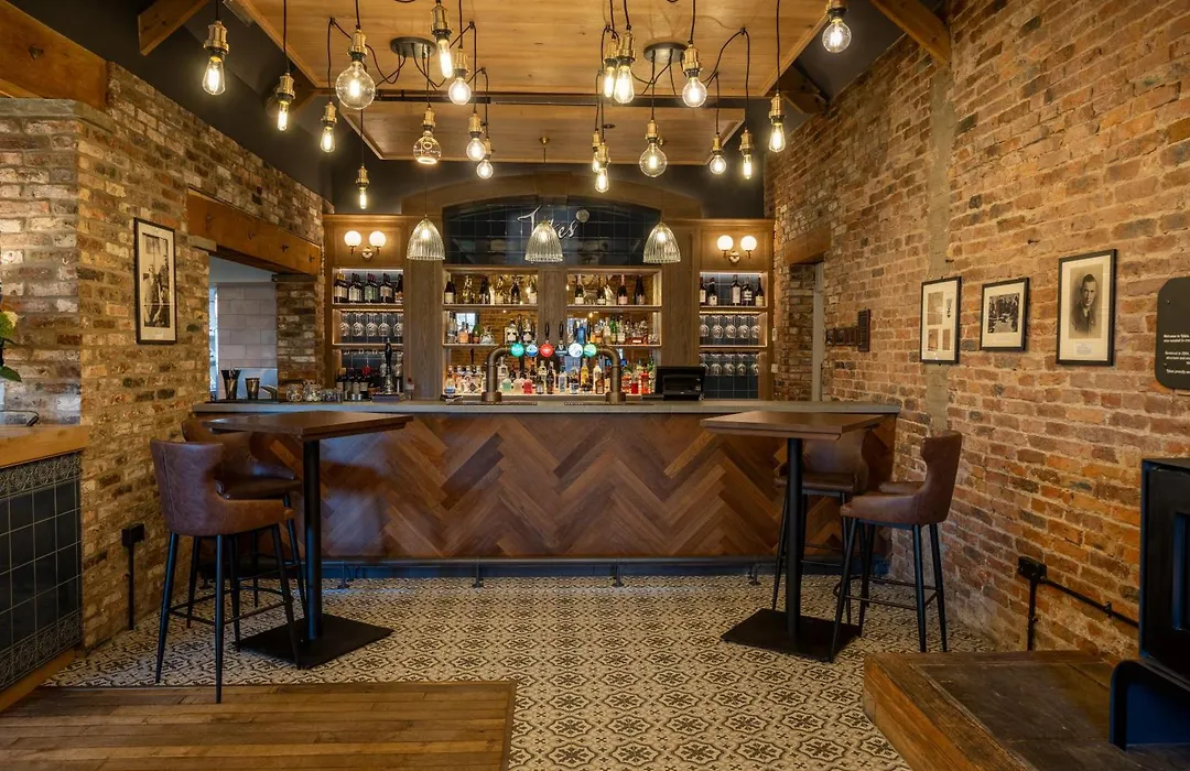 Sandburn Hall-1