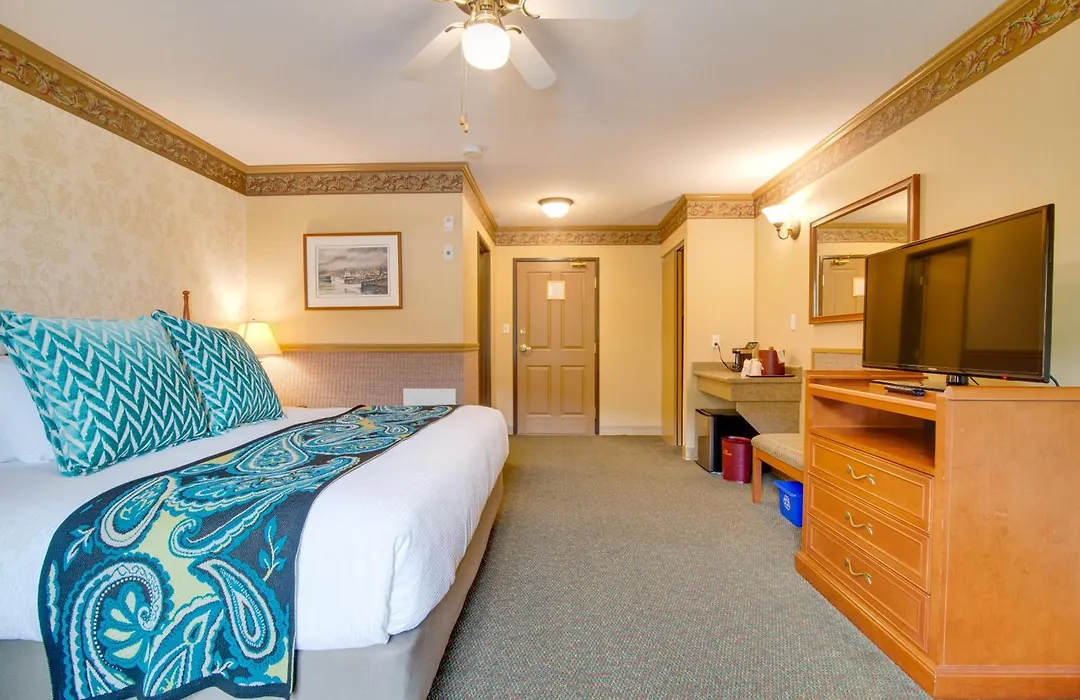 Holland America Dawson City Inn-1