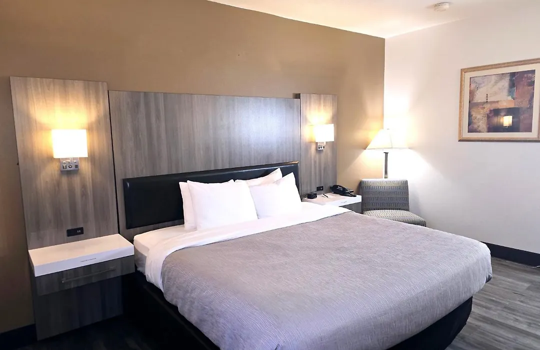 Quality Inn & Suites Longview Kelso-1