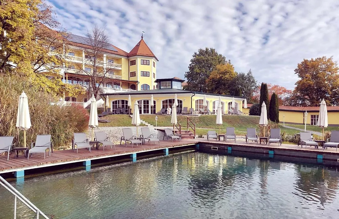 Wellnesshotel Parkschlössl zu Thyrnau-1