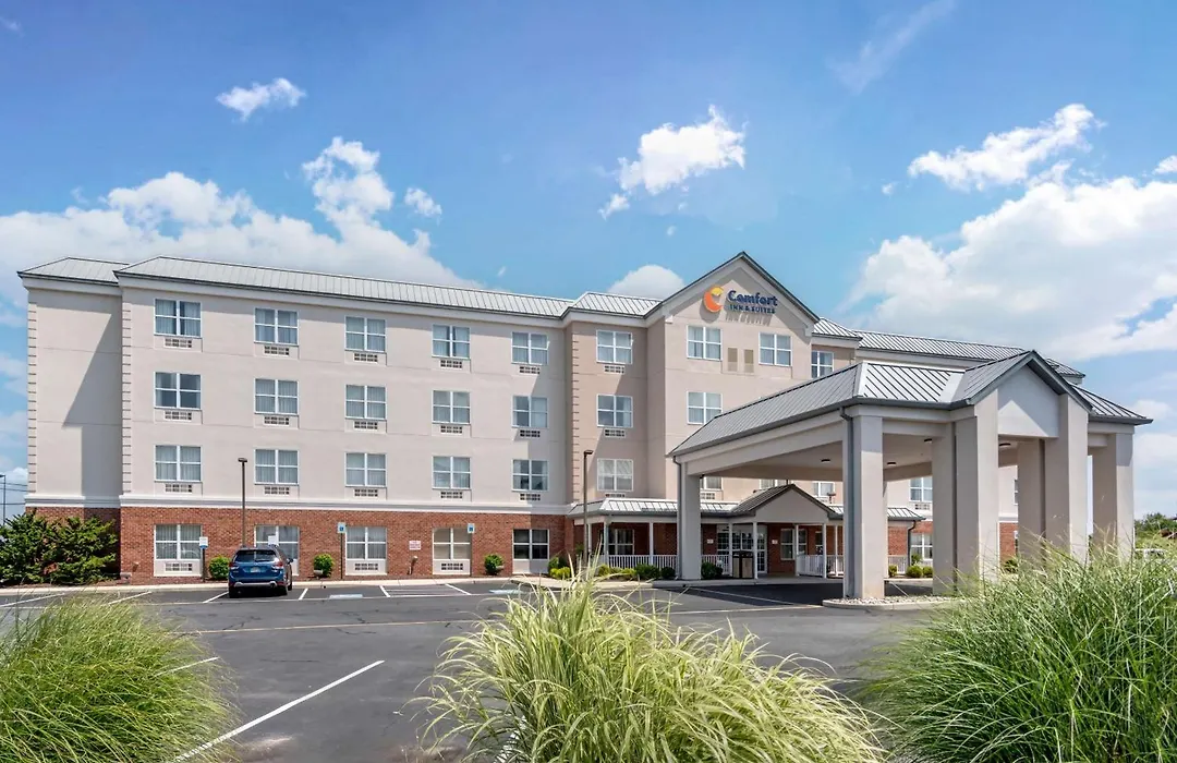 Comfort Inn & Suites Dover Near Speedway-1