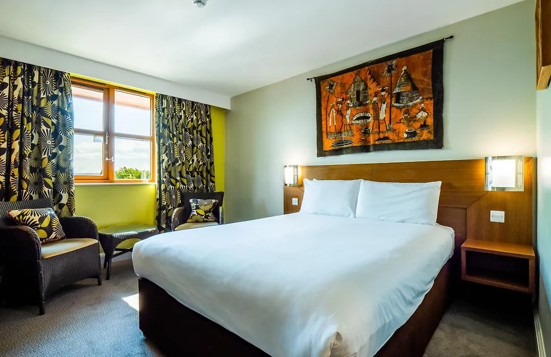 Chessington Resort Hotel-1