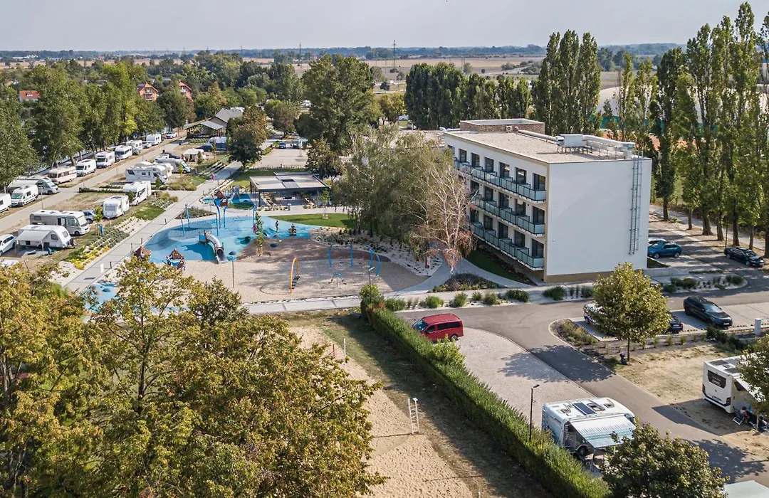 Hotel Thermalpark-1