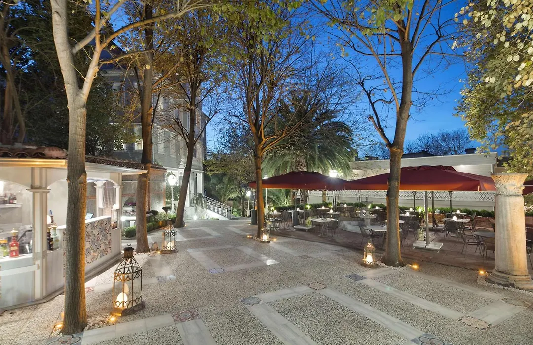 Hagia Sofia Mansions Istanbul, Curio Collection By Hilton-1