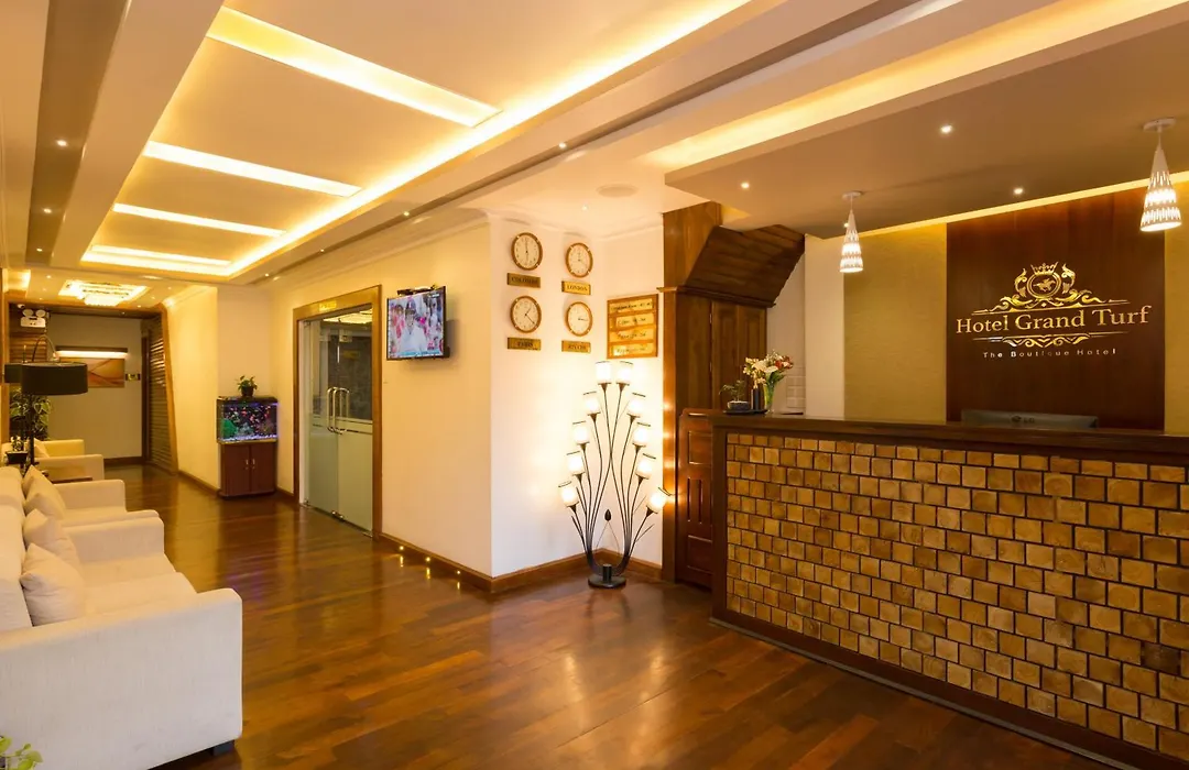 Hotel Grand Turf-1