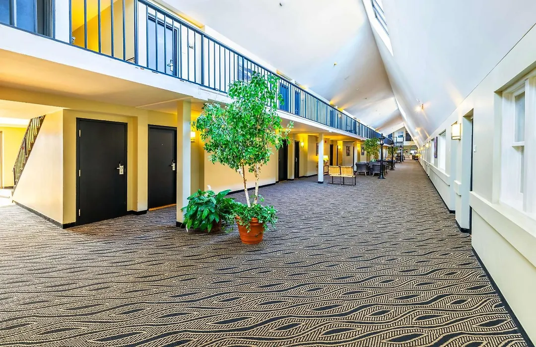 Quality Inn & Suites Garden Of The Gulf-1