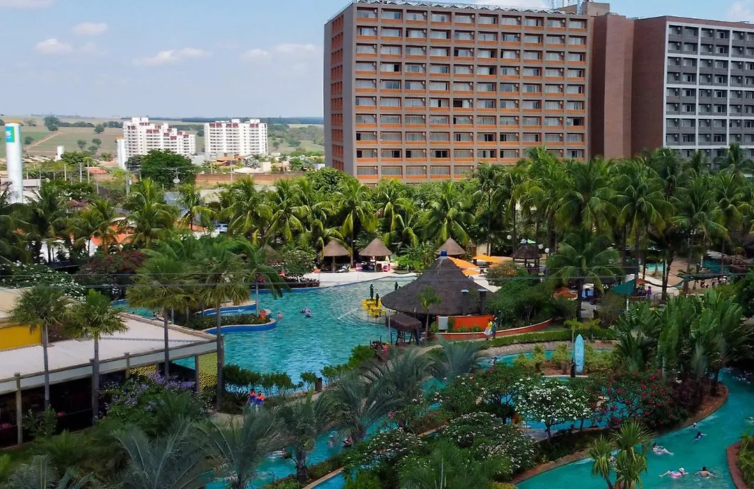 Hot Beach Resort-1