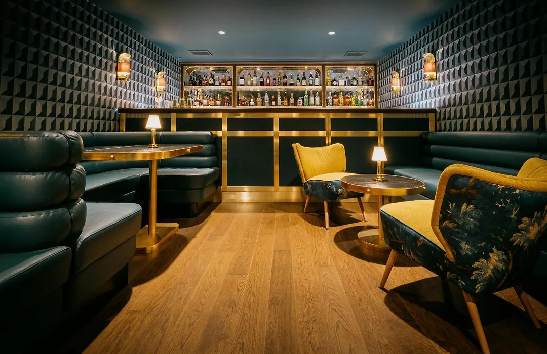 Eleven Revelstoke Lodge-1