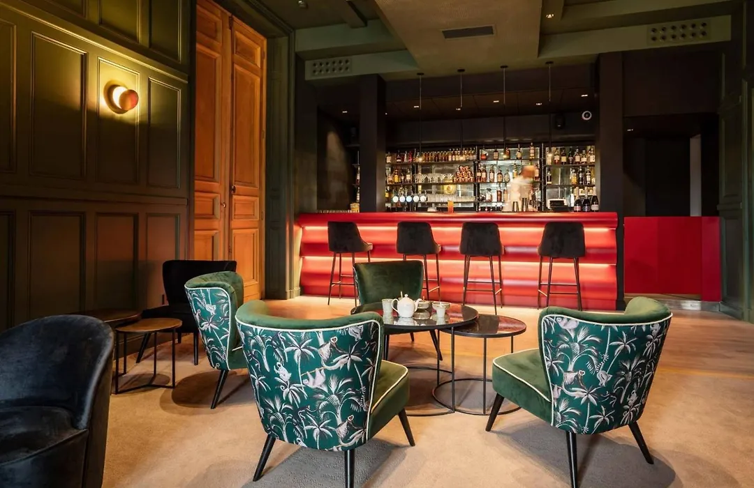 Best Western Premier Hotel de la Cite Royale-1