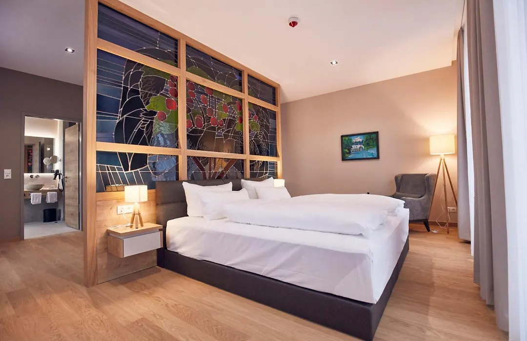 Seehotel Maria Laach-1