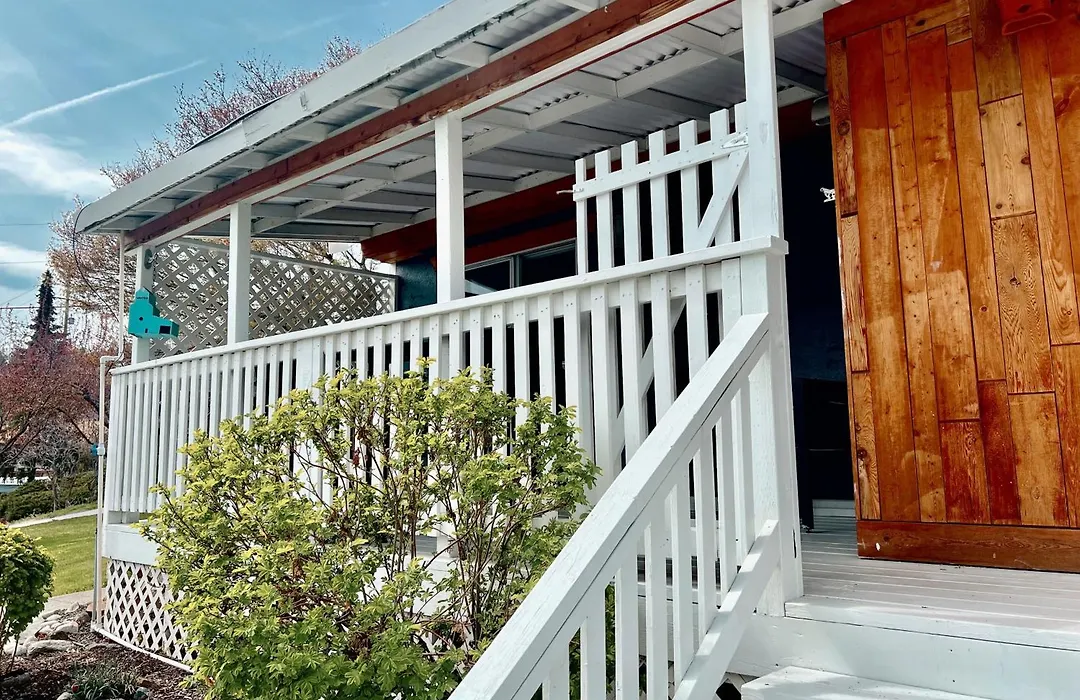 Peachland Beach Resort-1