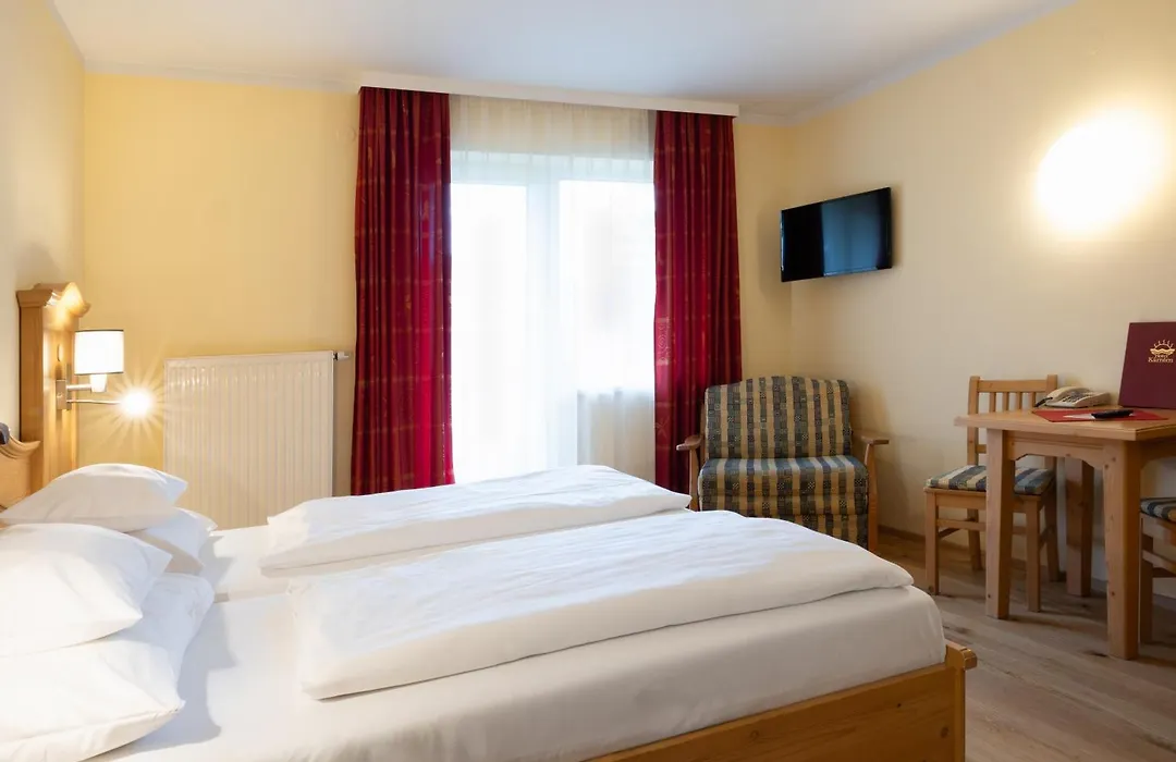 Hotel Kärnten-1