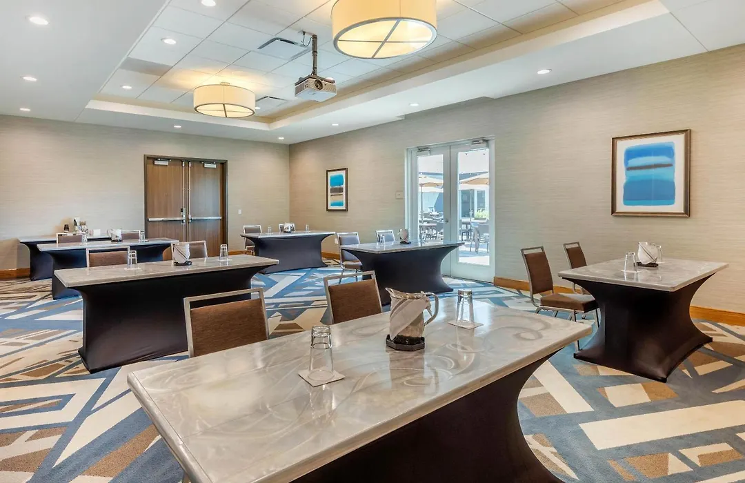 Holiday Inn Express Bettendorf - Davenport Ne By Ihg-1