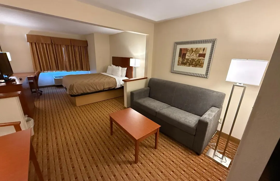 Quality Inn & Suites Eau Claire University Area-1