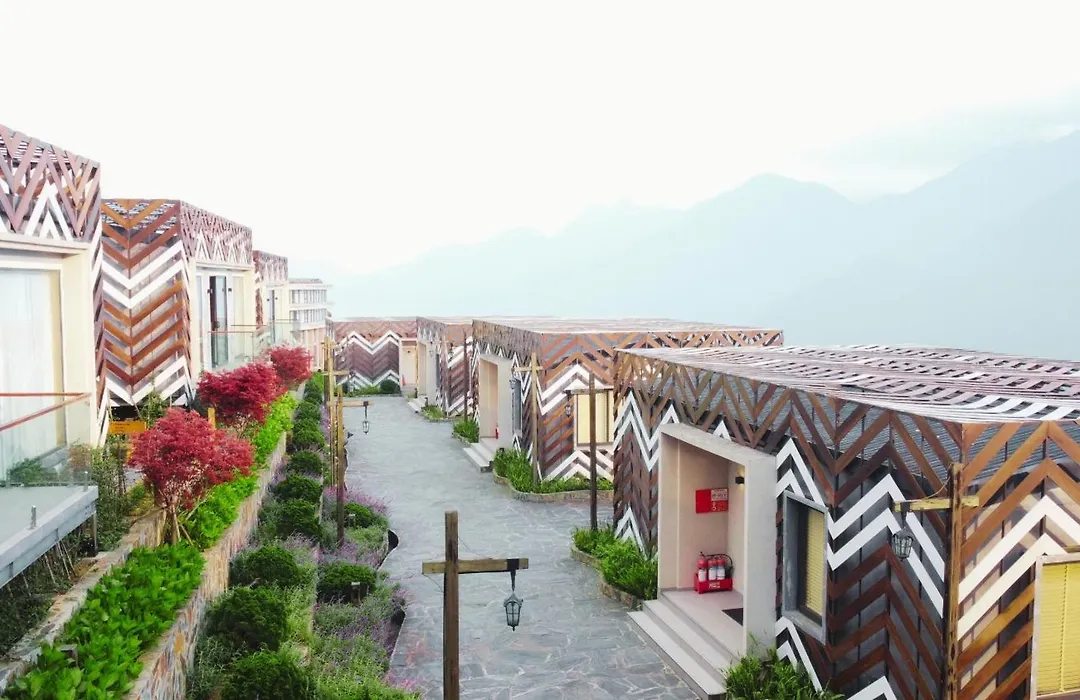 Lady Hill Sapa Resort-1